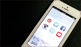 Hyper-social — Today’s generation stays constantly connected via interactive sites. Photo credit: Ruth Bibby