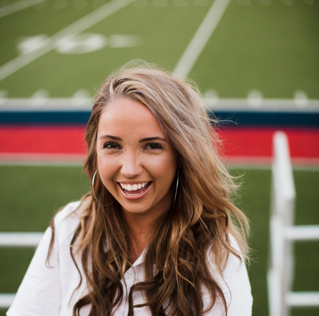 Liberty alumna and photographer donates time and talents to families ...