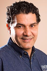 Hector Medina's Headshot