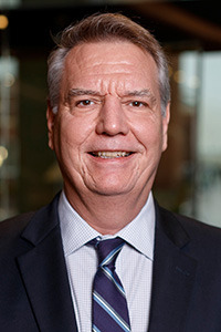 photo of Dr. Jonathan Waugh