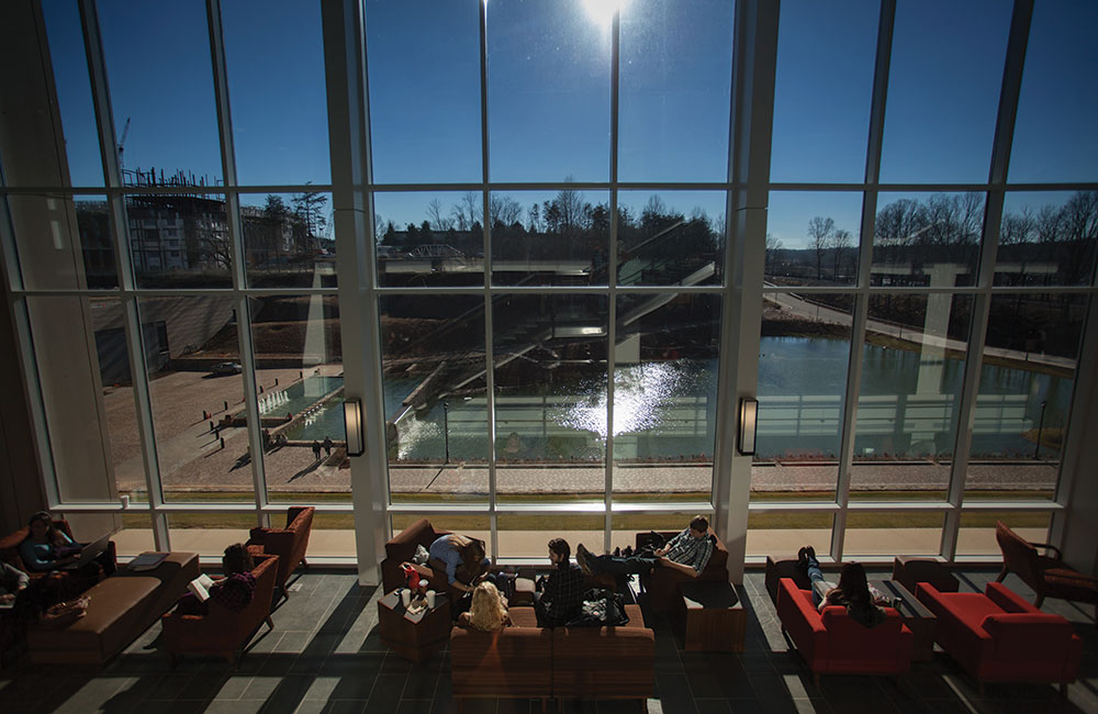 With over 8,000 square feet of interior and exterior glass, the library has plenty of natural light with great views of campus.
