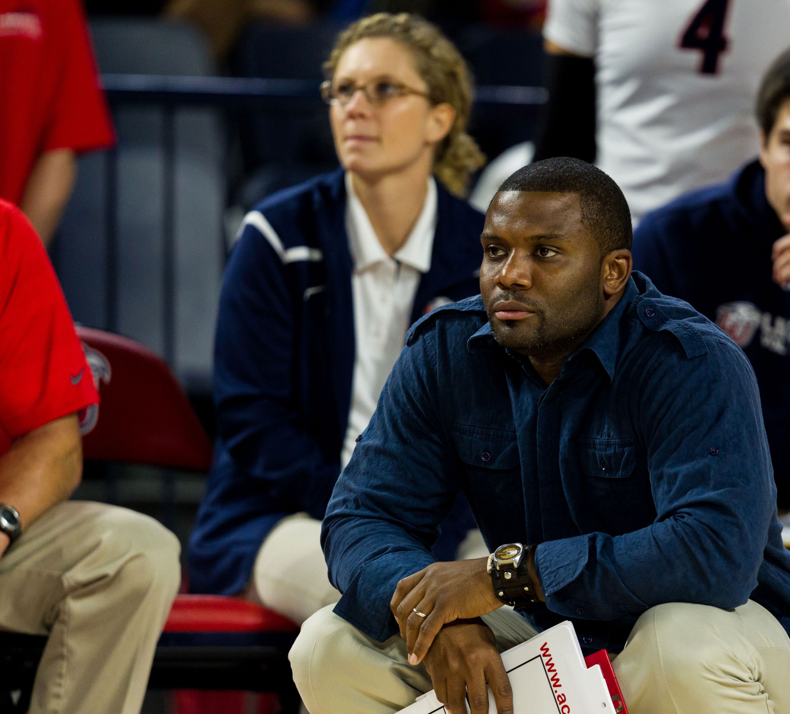 Jonathan Willis coaching volleyball.