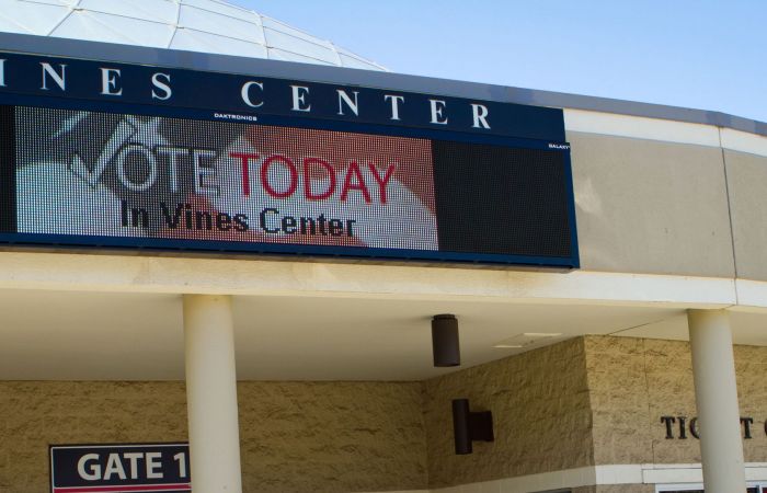Students to vote