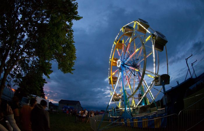 Ferris wheel