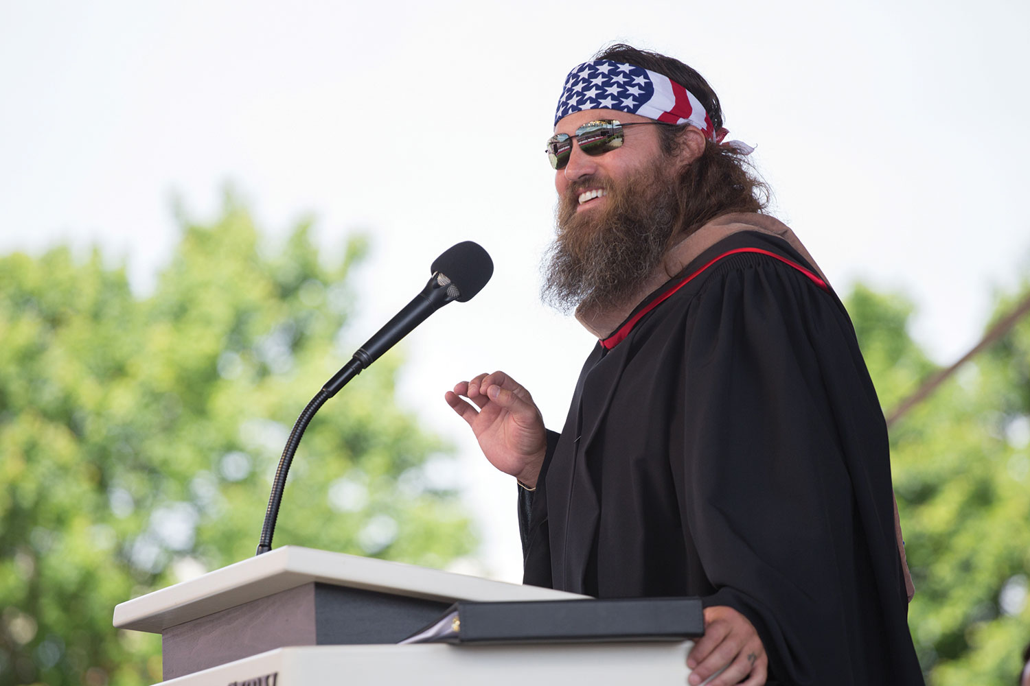 Willie Robertson of A&E's "Duck Dynasty" surprised graduates at Liberty's 43rd Commencement.