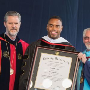 Rashad Jennings (’09), NFL running back and philanthropist, is awarded an Honorary Doctor of Humanities.