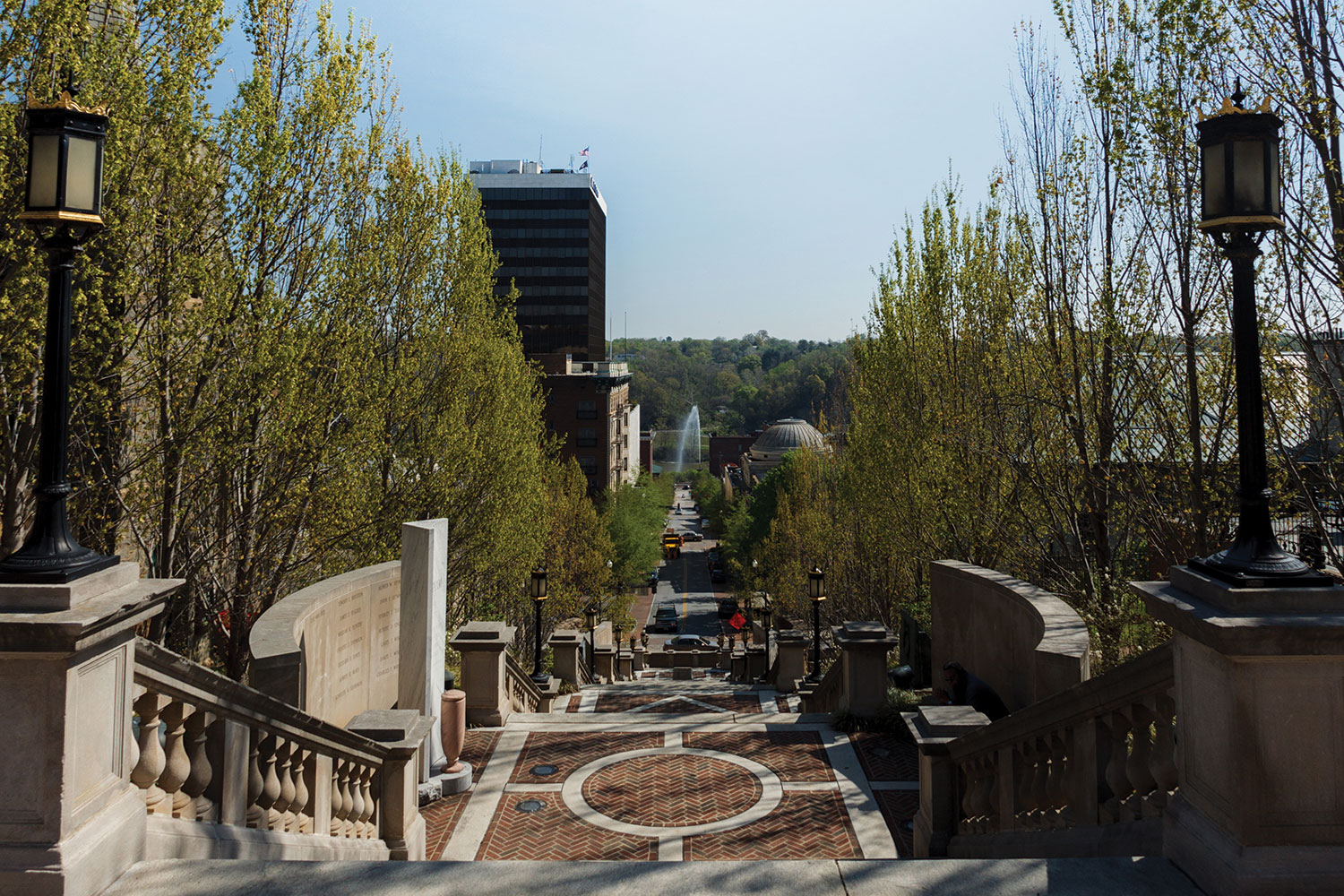 Monument-Terrace-Lynchburg