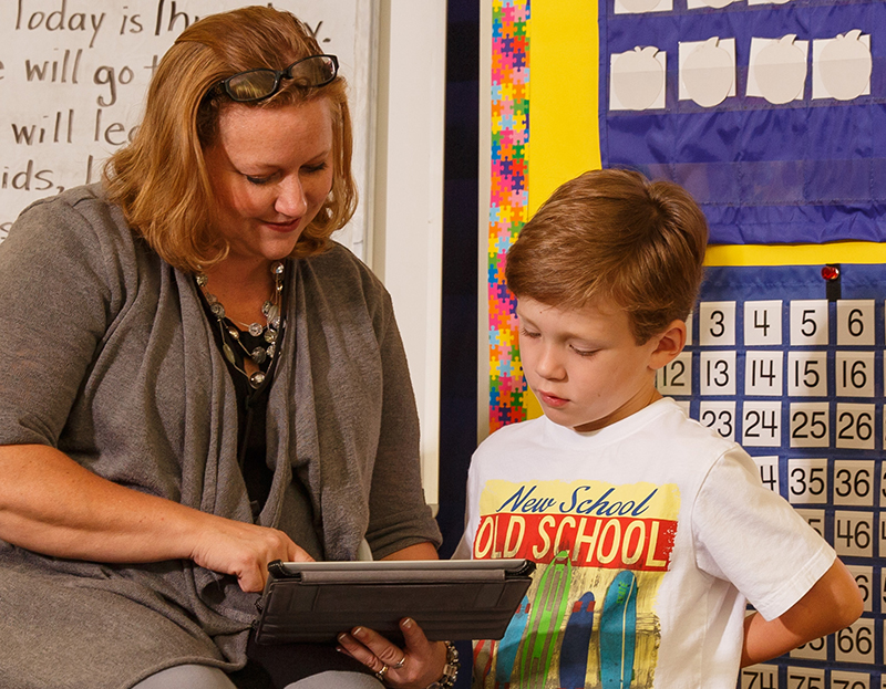 education-teacher-201509092439JRljws17