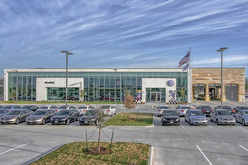hendrick-autodealership-2ljws17