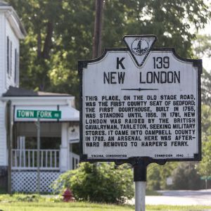 A marker shows the history of New London, a town located about eight minutes from campus.