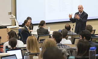 Grant Rost, J.D., answering questions from the students as well as gave an encouraging plea for student-doctors to be a part of the law school's trial advocacy courses.