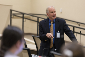 LUCOM hosts Michael L. Smith, PhD, as guest speaker for Biomedical Frontiers Seminar Series.