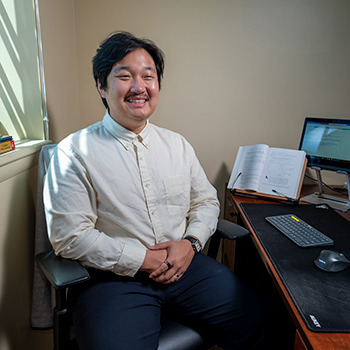 LUCOM Research Fellow Harold Shin, Class of 2025