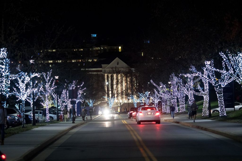 A Holly Jolly Campus Liberty celebrates the Christmas season » Liberty