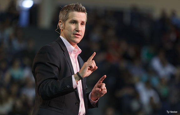 Jon Acuff addresses students at Liberty University Convocation.