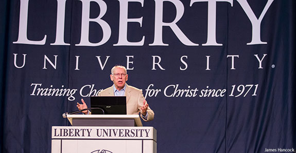 Rafael Cruz speaks at Liberty University Convocation.