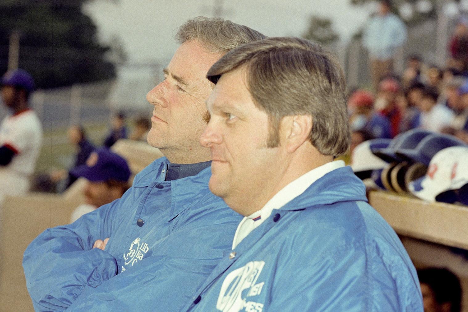 Liberty mourns passing of former Flames Football Head Coach Tom Dowling