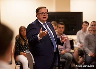 Todd Starnes talks to journalism students at Liberty University.