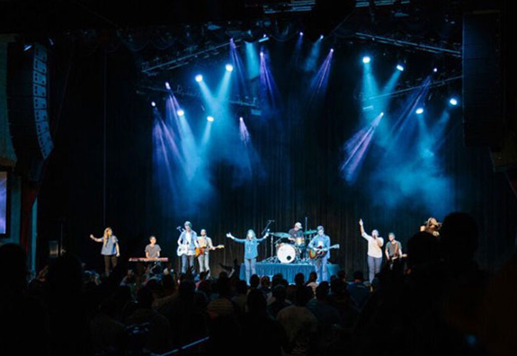 Liberty University's Worship Collective led worship for Student Leadership University's Youth Pastor Summit, April 4-5, at the Universal Studios in Orlando, Fla. 