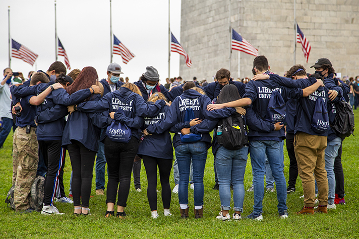 BGEA: Liberty University Brings 44 Buses to Pray in Washington