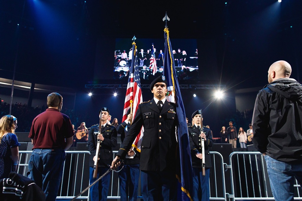 Veterans day events oregon