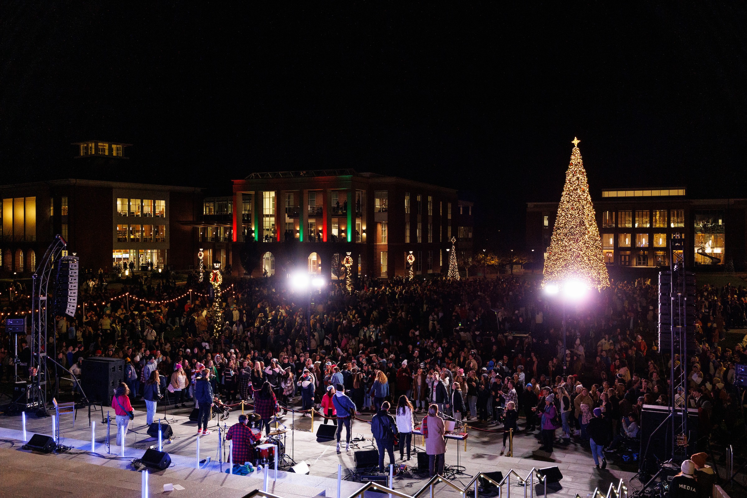 Christmas in Lights marks beginning of the holiday season at Liberty Liberty News