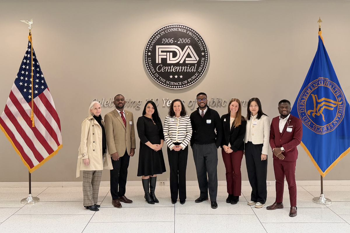Johns Hopkins Fellows visit FDA, learn impact of new technology on public health regulation