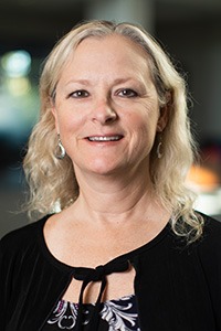 photo of Dr. Lisa Smith