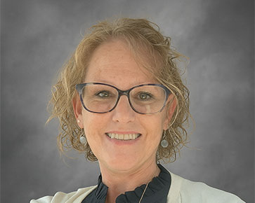 Becky Webb's Headshot