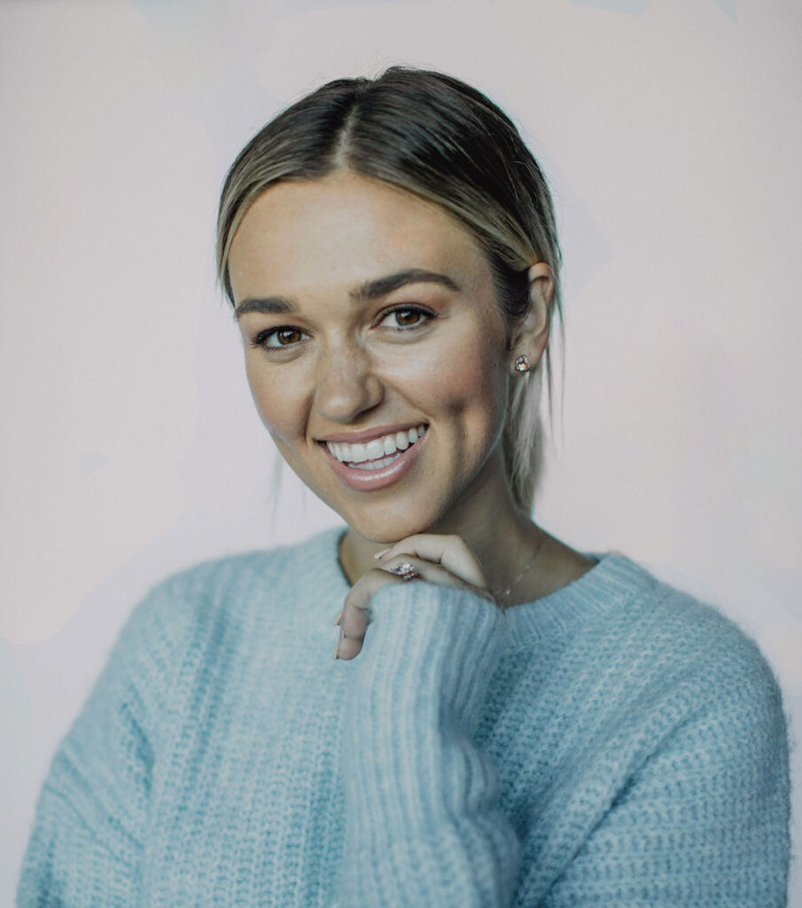 Sadie Robertson Bio Shot