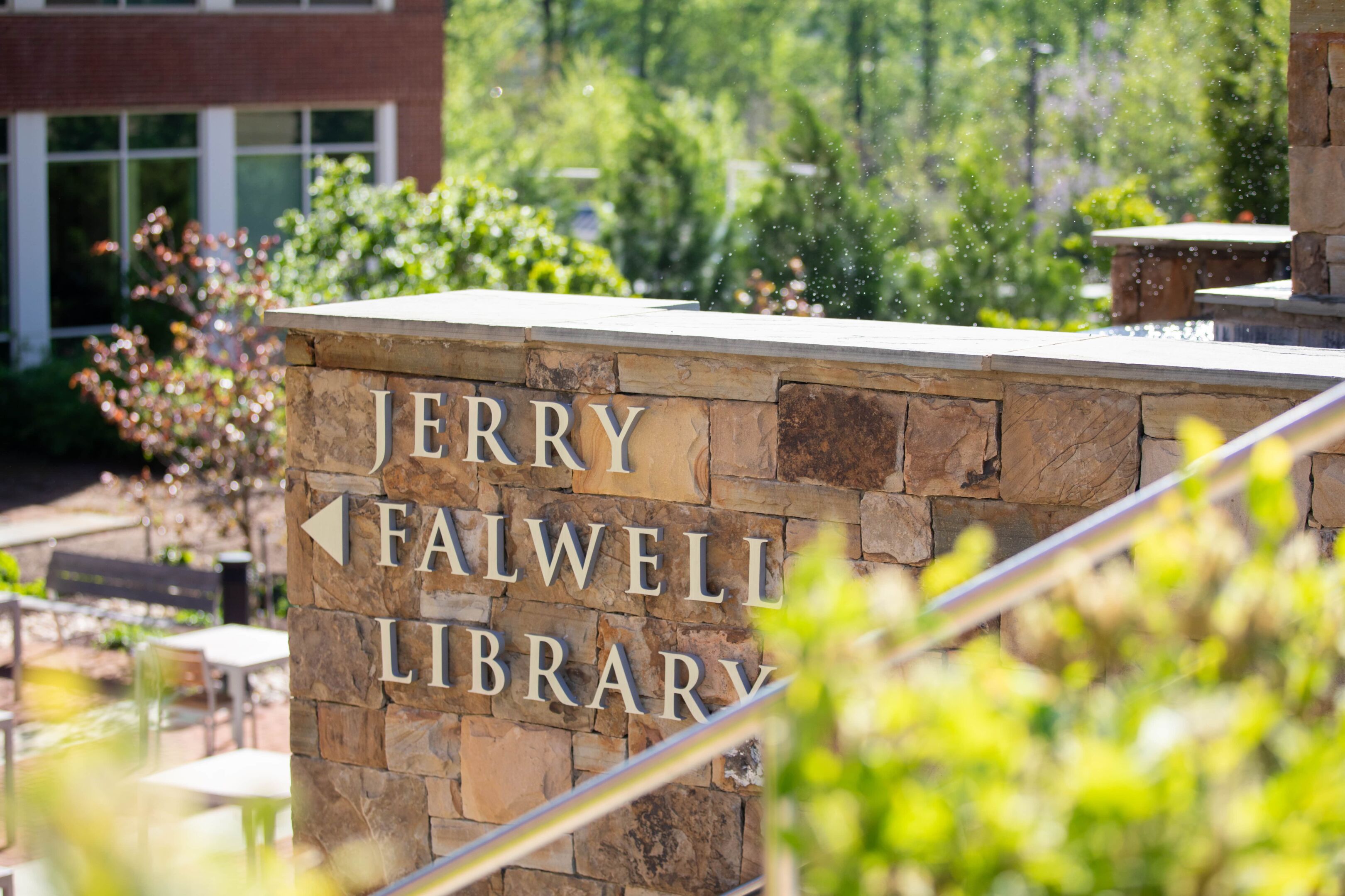 Jerry Falwell Library Virtual Tour Min