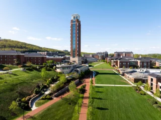 Happy World Environment Day! 🌍💚A huge “Thank you” to everyone who goes the extra mile to keep our campus clean and beautiful!